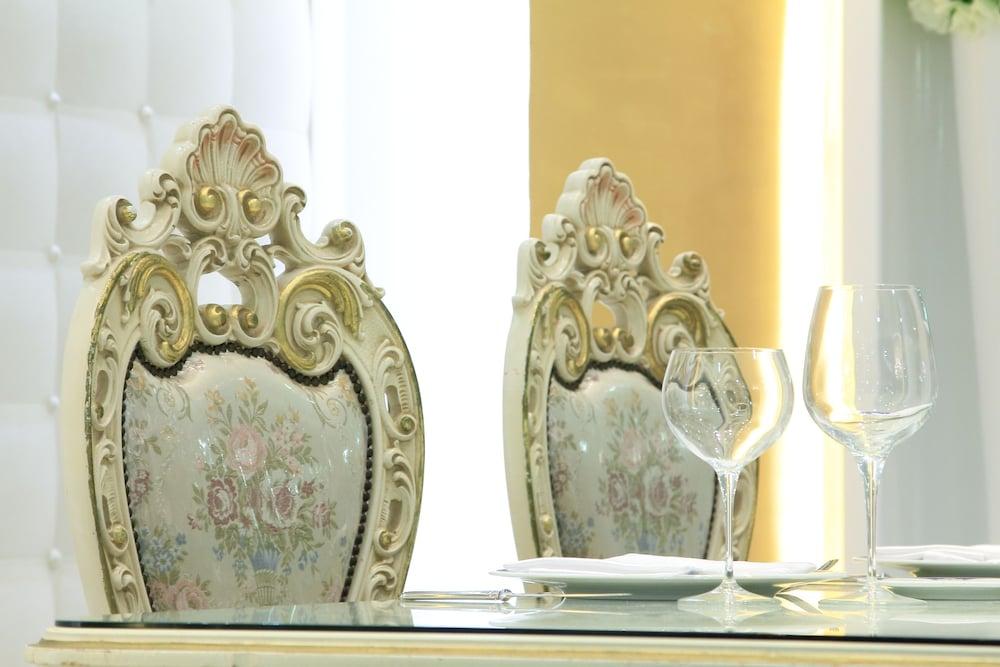 Balconata 2.0 Banqueting & Hotel